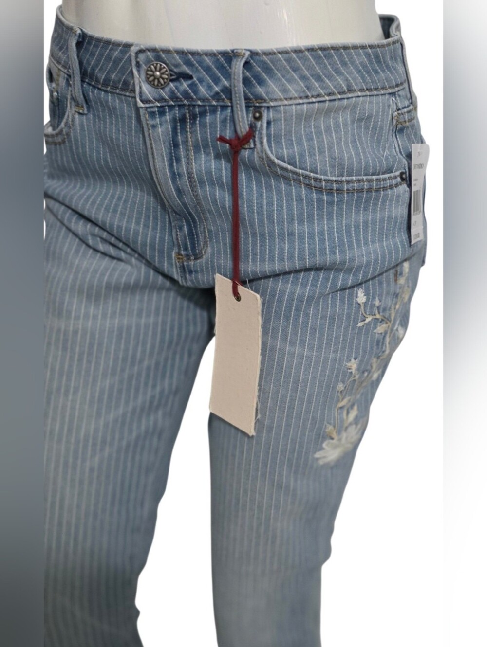 DRIFTWOOD Light Blue Pinstripe Skinny Jeans with White Floral Embroidery NWT - Picture 9 of 15